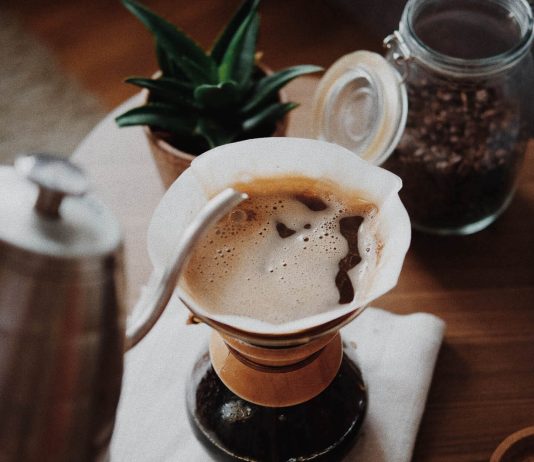 Try out these non toxic, plastic free coffee makers